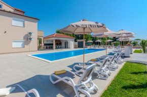 Villa Lucy Apartments